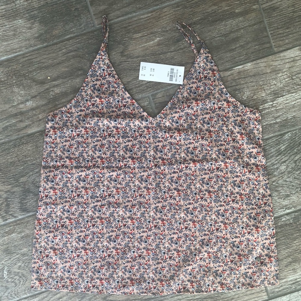 Abercrombie 🌸 floral tank